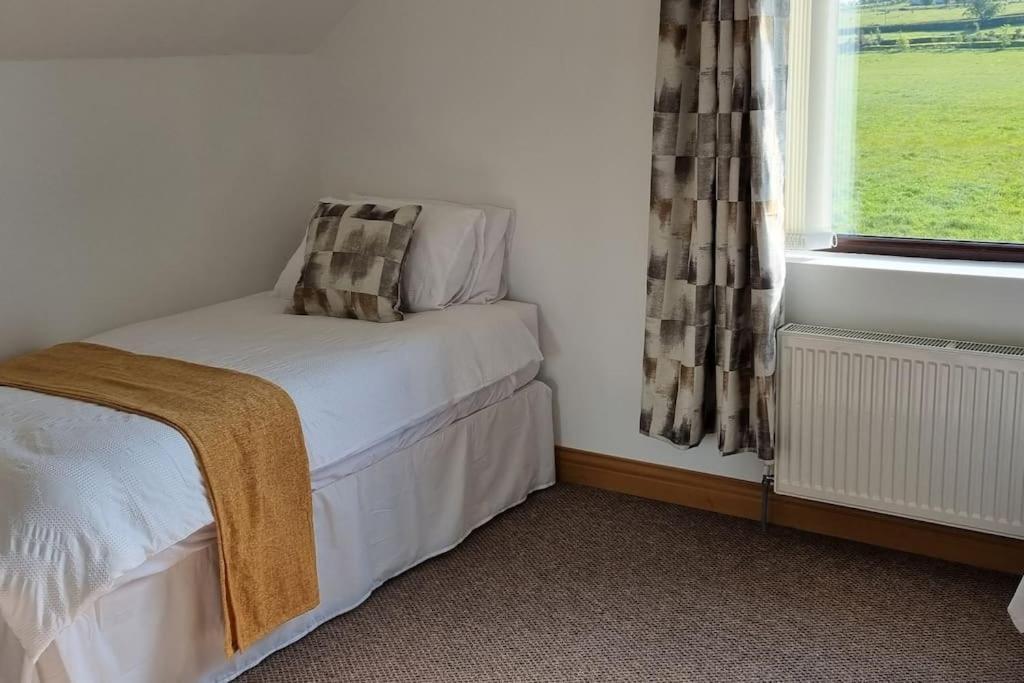 Grace'S Place With Hot Tub & Games Room Carrickfergus Exterior foto