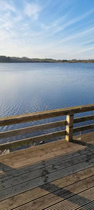 Grace'S Place With Hot Tub & Games Room Carrickfergus Exterior foto